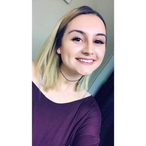 Meet your Posher, Kayla